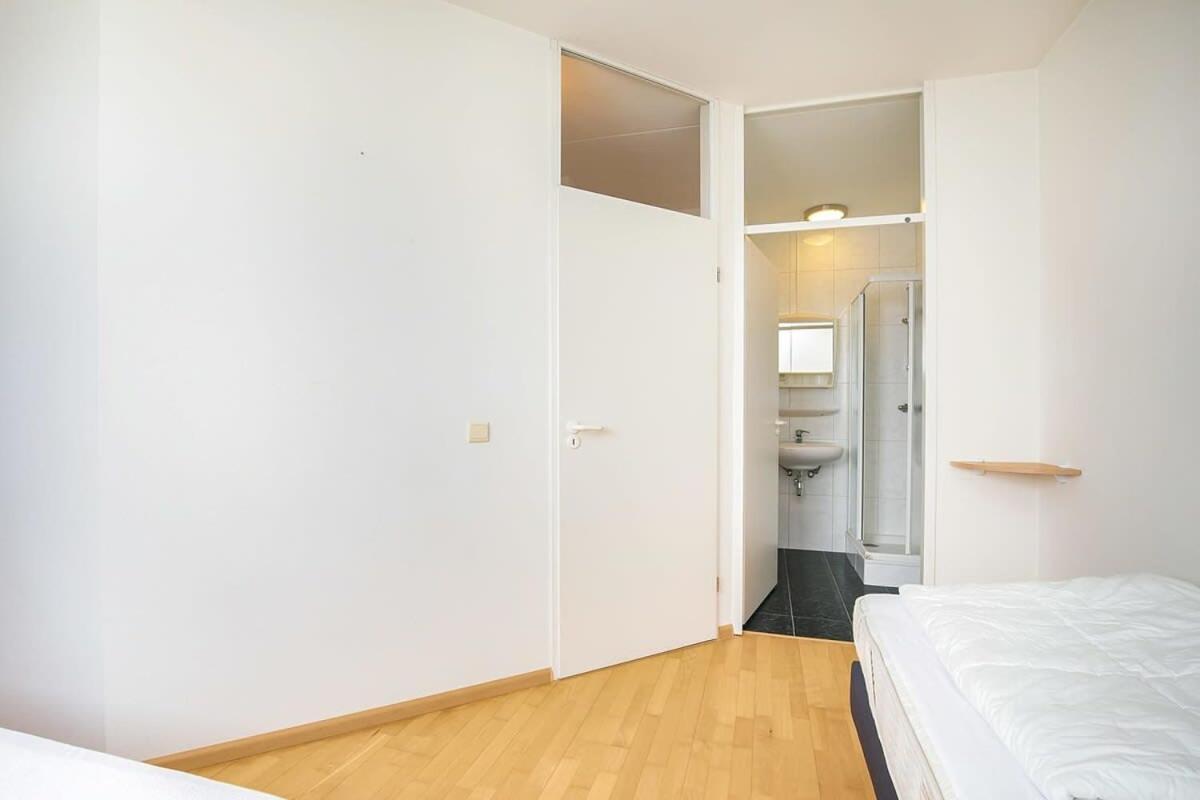 Vakantieappartement met uitzicht op zee én polderlandschap - Port Scaldis 13-112 Breskens Buitenkant foto