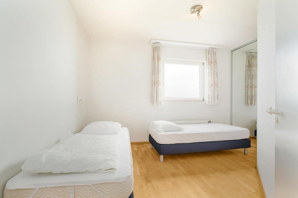 Vakantieappartement met uitzicht op zee én polderlandschap - Port Scaldis 13-112 Breskens Buitenkant foto